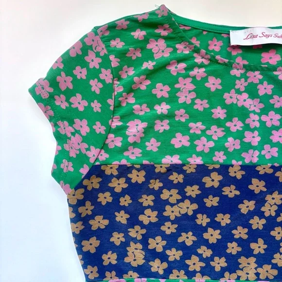 Lisa Says Gah for UO Angie Floral Colorblock Tee, Green Pink and Blue, Size XS - Picture 5 of 15
